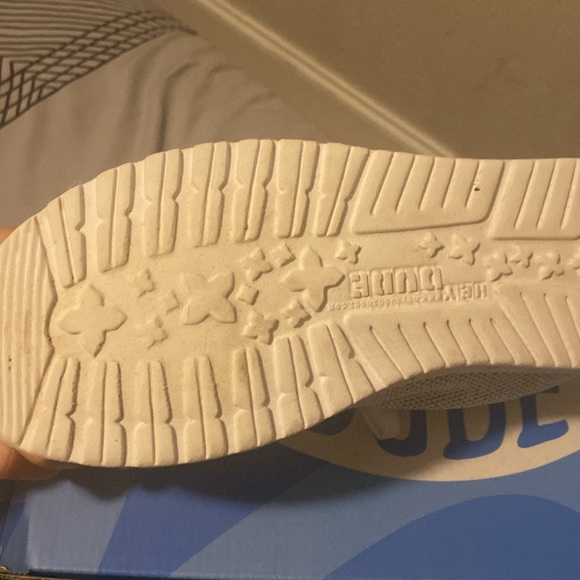 Stone White HeyDudes - Picture 4 of 5